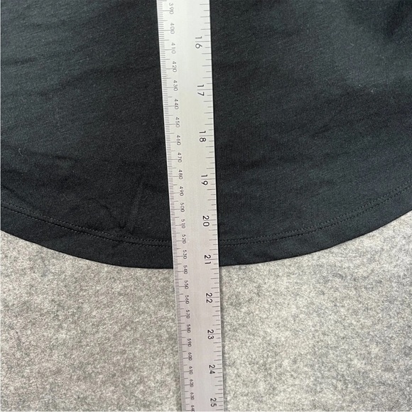 NIKE Tank Top Size Large Womens Black Sleeveless Crew Neck Cotton Activewear NEW - Picture 7 of 10